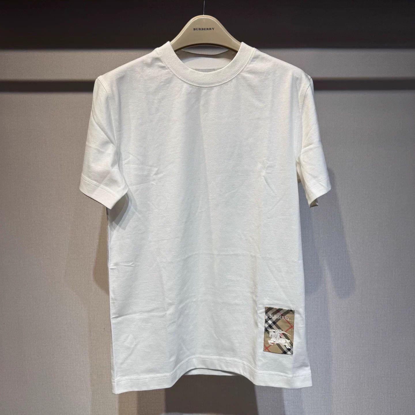 Burberry Burberry White TB Logo Short Sleeve T-Shirt S New Size US S / EU 44-46 / 1 - 1 Thumbnail