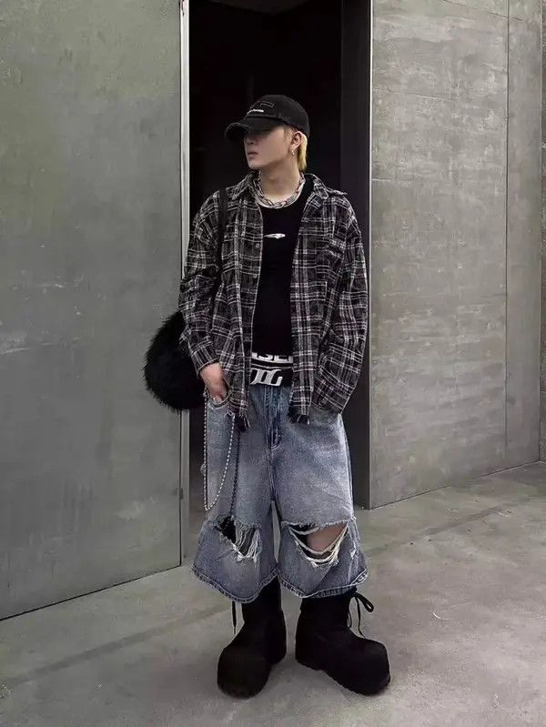 VIBE Ripped Jorts Jeans Streetwear Size US 32 / EU 48 - 4 Thumbnail