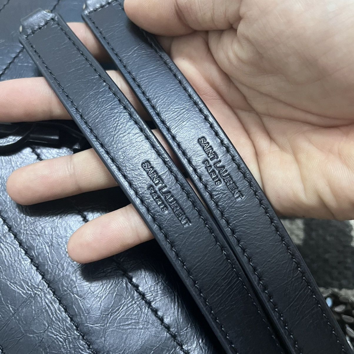 Saint Laurent Paris Authentic Yvest Saint Lauren Niki Chain Leather Shoulder Bag Size ONE SIZE - 5 Thumbnail