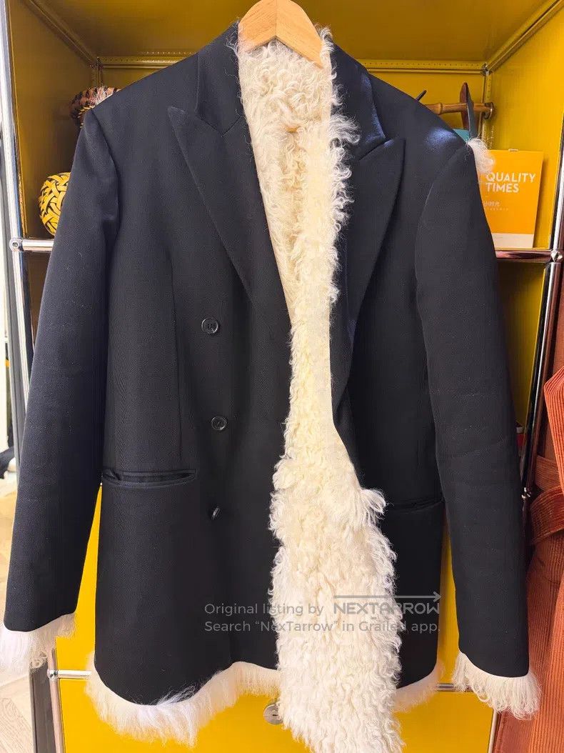 Loewe Loewe Men's Suit with Fur Trim Size 48L - 1 Thumbnail