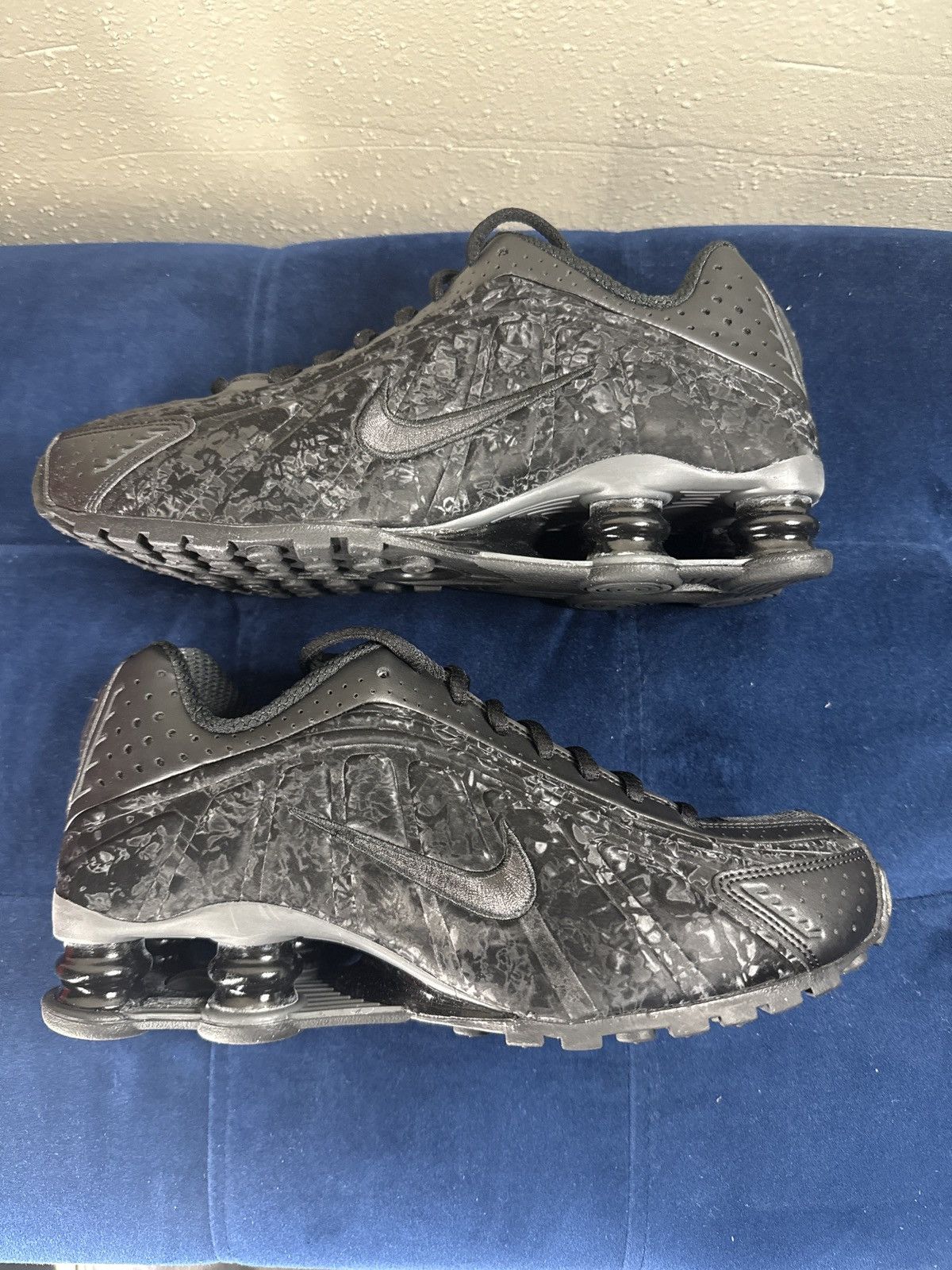 Nike W Nike Shox R4 Size US 7 / IT 37 - 7 Thumbnail