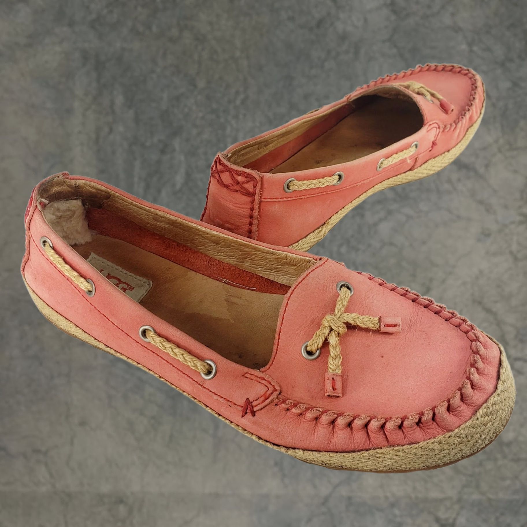 Ugg UGG Women's Salmon Loafers Chivon Flat Slip On Leather Pink Size 8M Casual Shoes - UGG Chivon Australia Theme Women Flat Shoe Size US 7 / IT 37 - 1 Thumbnail