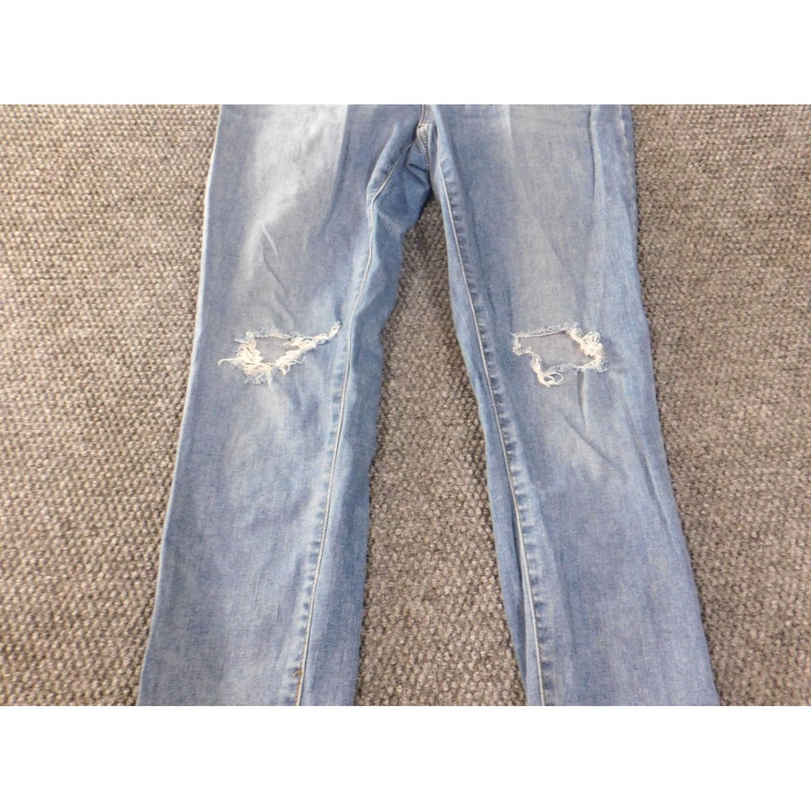 Vintage Chicos Jeans 0.5 Blue Distressed Jegging Platinum Womens Light Stretch Jeans 30 Inseam Regular Rise Mid Inseam 30 Womens Size 25" / US 0 / IT 36 - 2 Thumbnail