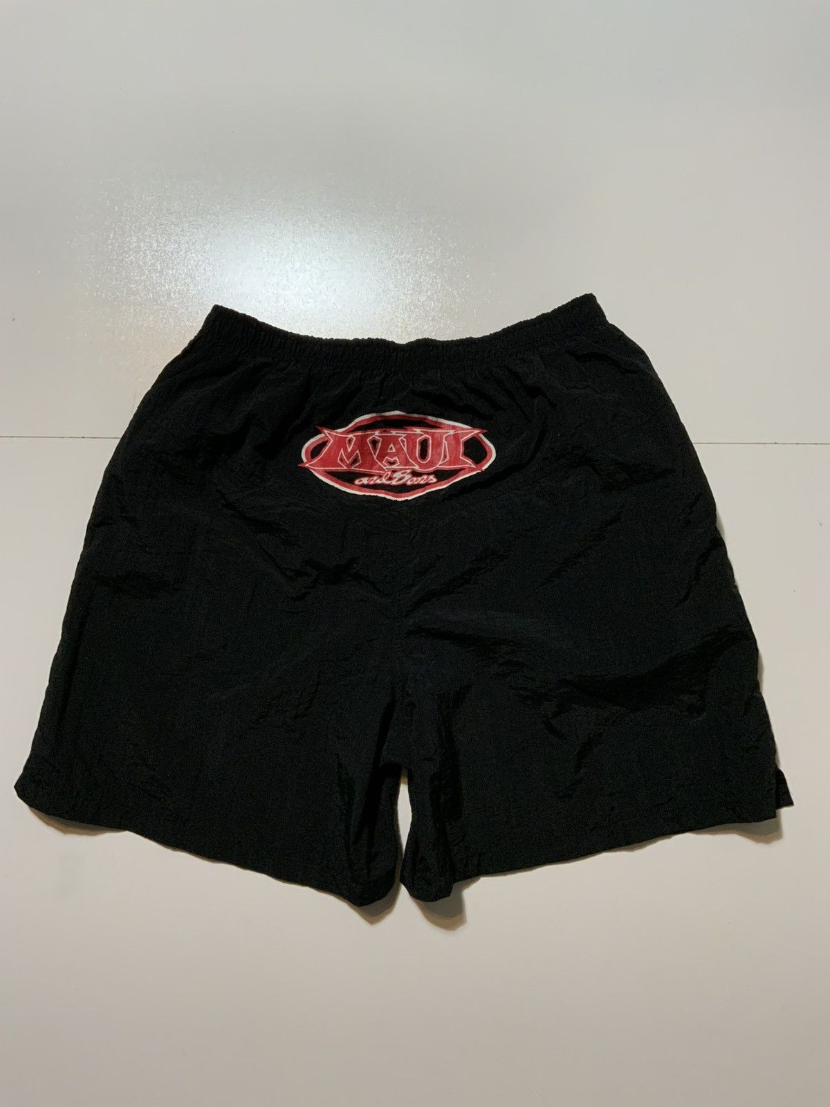 Maui and Sons Vintage Maui & Sons Windbreaker 6” Inseam Swim Trunk Shorts Size US 34 / EU 50 - 1 Thumbnail