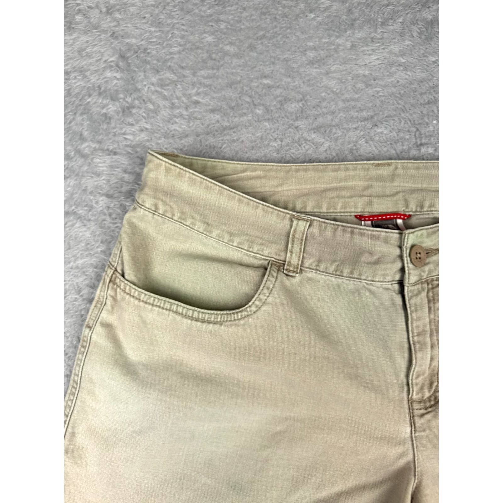 The North Face The North Face Shorts Women 10 Beige 100% Cotton Cargo Hiking Fishing 31x6 Size 32" / US 10 / IT 46 - 4 Thumbnail
