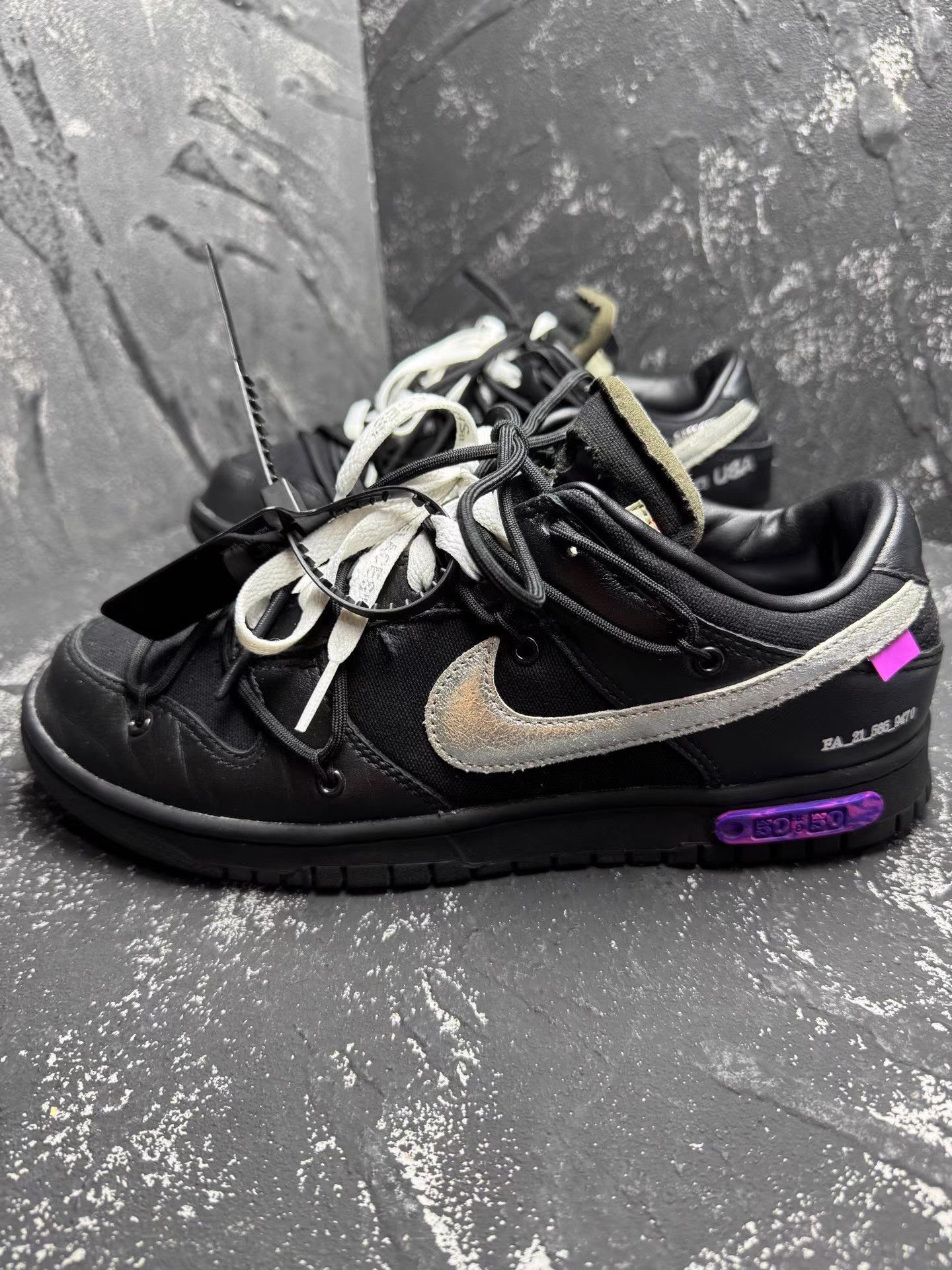 Nike Off-White x Nike Dunk No.50 Black Silver Q10 Size US 9.5 / EU 42-43 - 2 Thumbnail