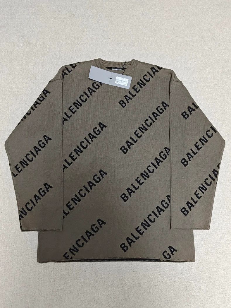Balenciaga Balenciaga 22fw full printed letter knitted long sleeved sw Size US S / EU 44-46 / 1 - 1 Thumbnail
