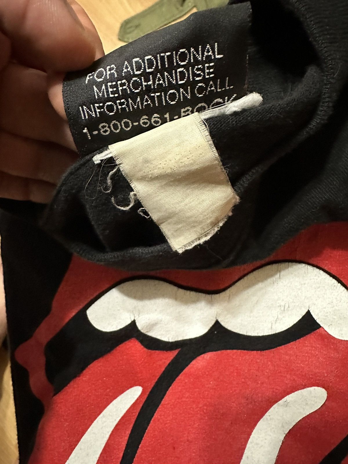 Band Tees × The Rolling Stones × Vintage Vintage The Rolling Stones Tshirt Y2K Band Tee Tongue Logo Size US M / EU 48-50 / 2 - 5 Thumbnail