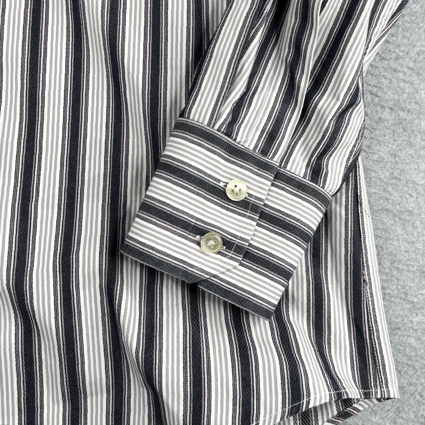 Hugo Boss Hugo Boss Shirt Navy Gray Striped Mens 15.5 32/33 Button Up Long Sleeve Mens Size US L / EU 52-54 / 3 - 2 Thumbnail