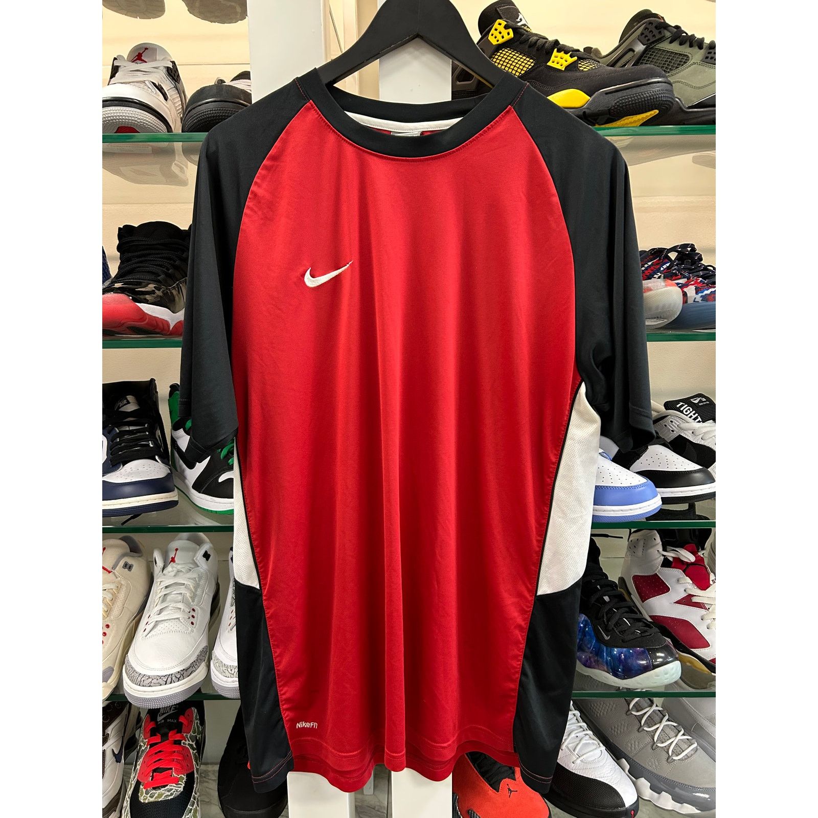 Nike Nike lightweight pullover raglan running work out windshirt Size US XL / EU 56 / 4 - 1 Thumbnail