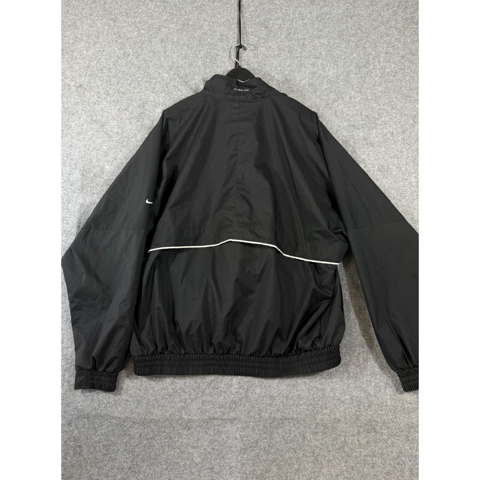 Nike VINTAGE Nike Windbreaker Jacket Mens L Black Full Zip Clima-Fit Stand-Up Neck Mens Big & Tall Not Applicable Size US L / EU 52-54 / 3 - 7 Thumbnail