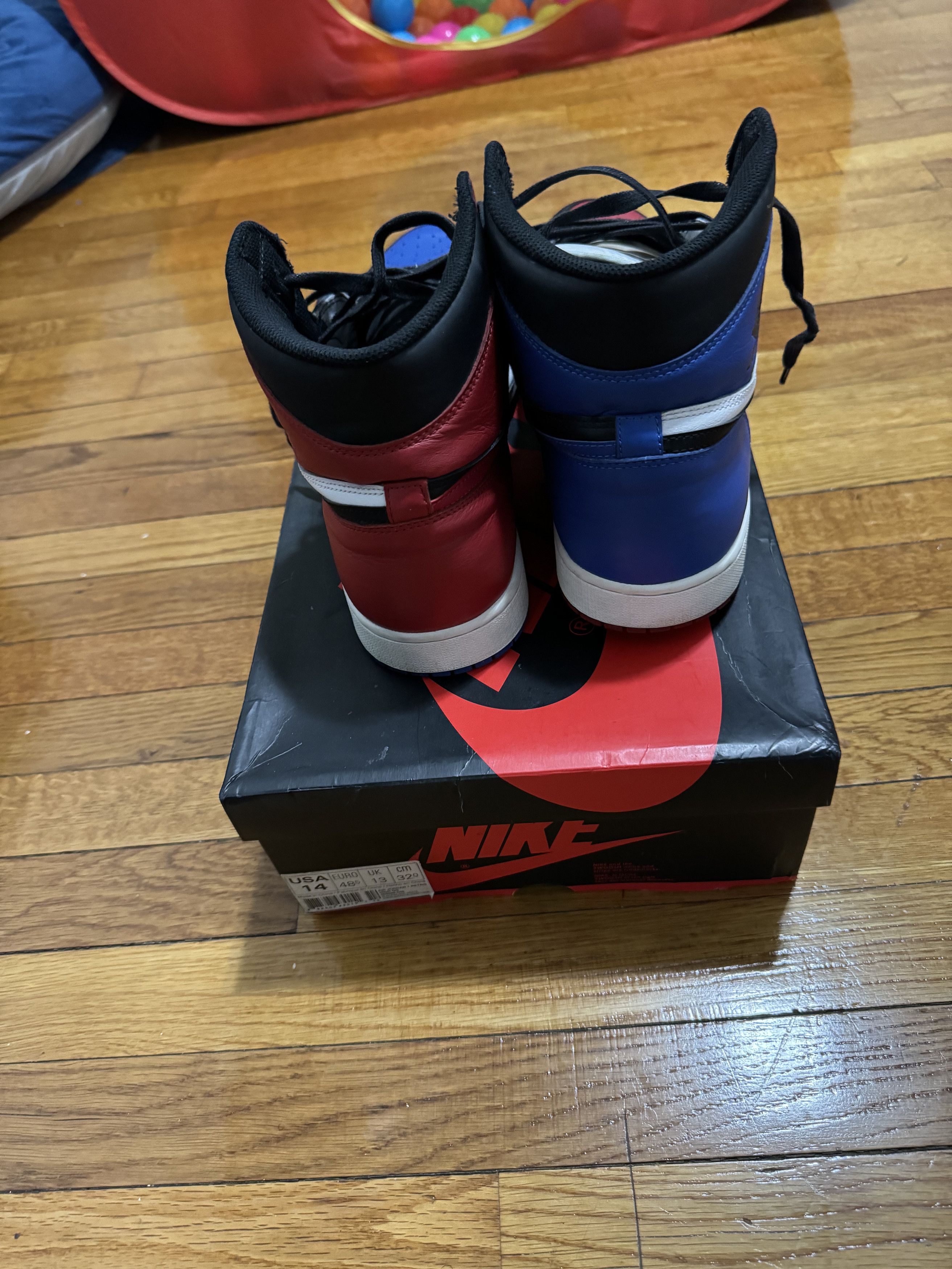 Jordan Brand Jordan 1 Top 3 Size US 14 / EU 47 - 4 Thumbnail