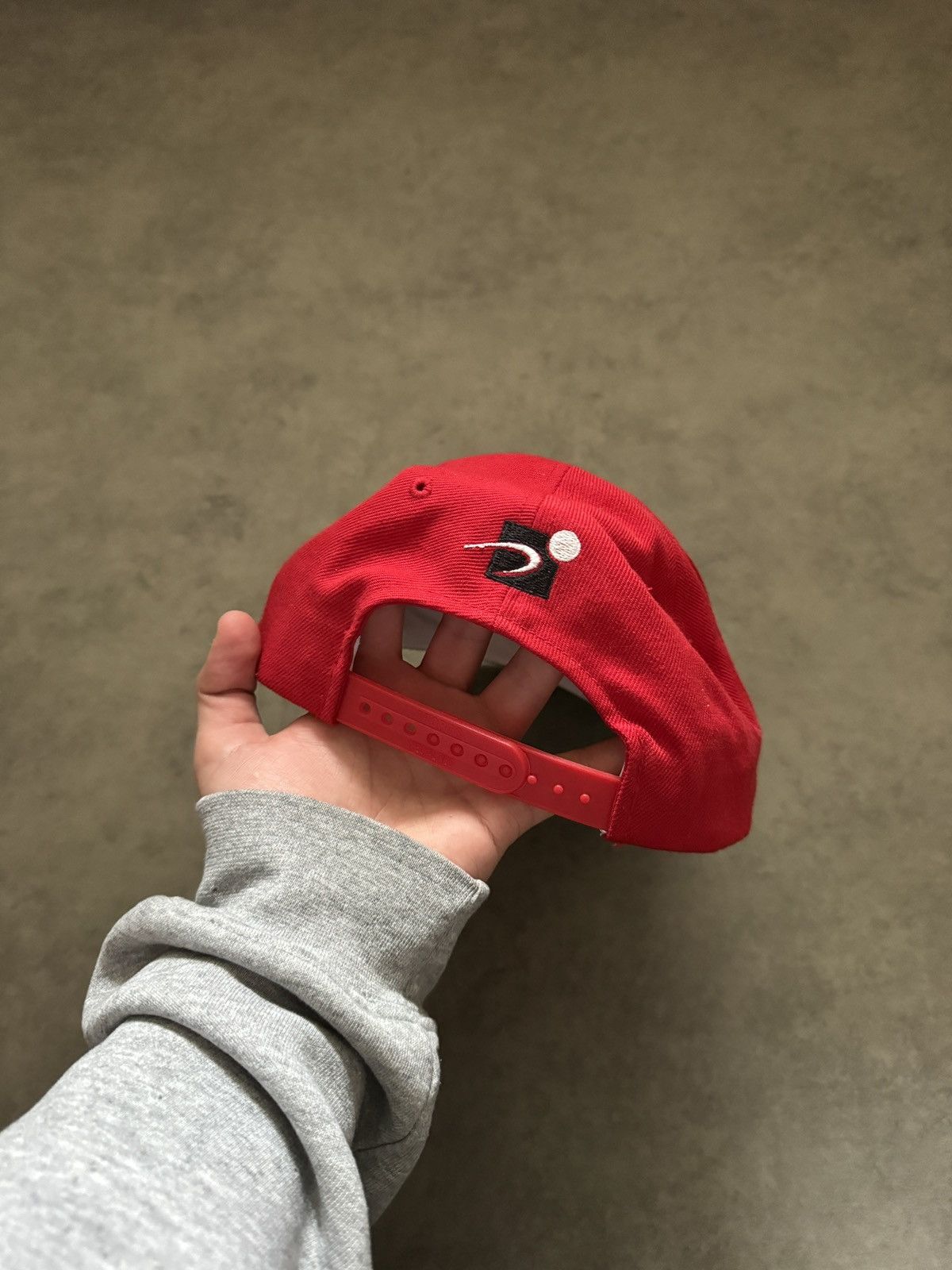Sports Specialties Rare 90s Sports Specialities Chicago Bulls cap Vintage Size ONE SIZE - 2 Thumbnail