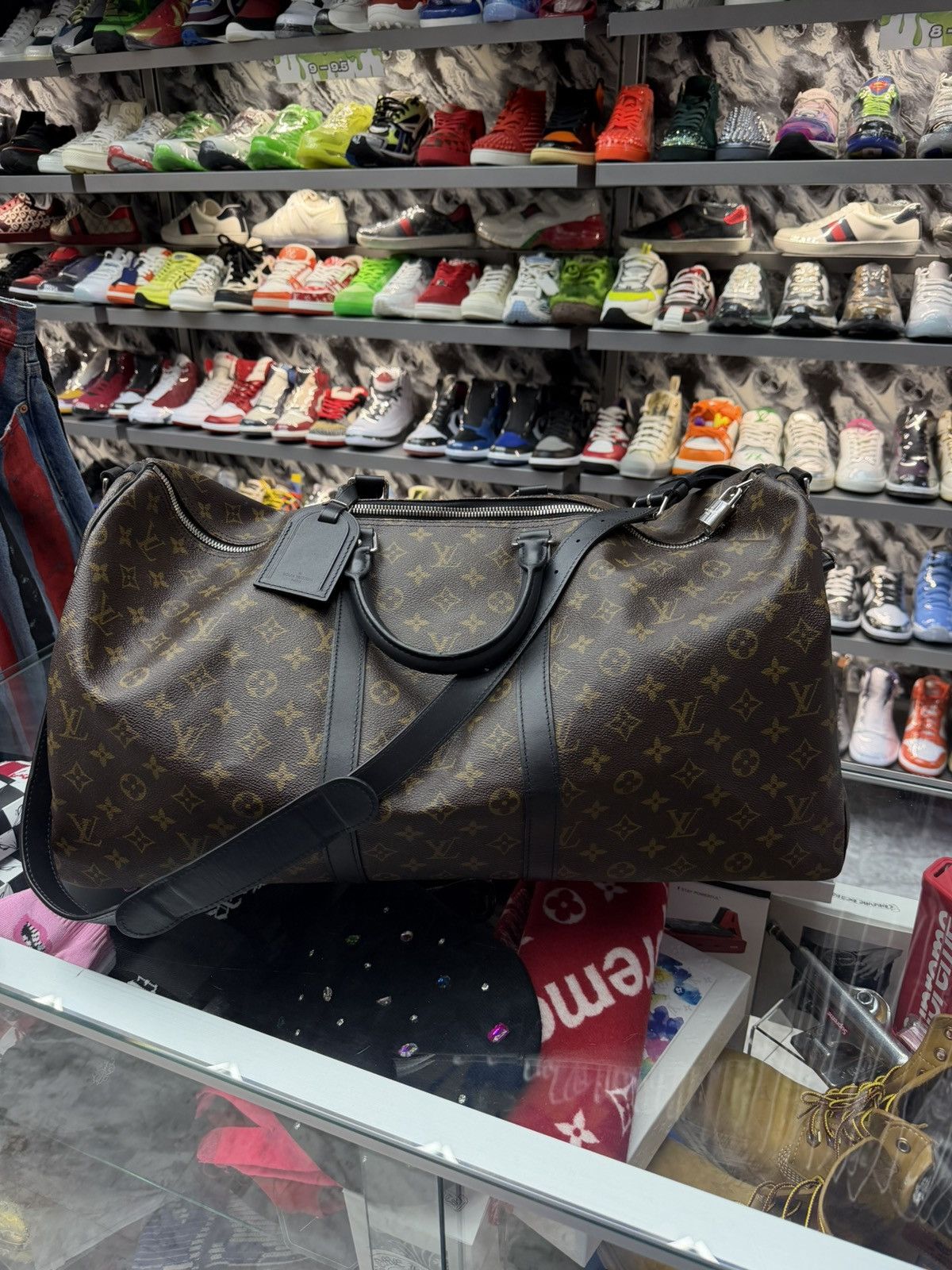 Louis Vuitton Louis Vuitton Keepall Bag Size ONE SIZE - 2 Thumbnail