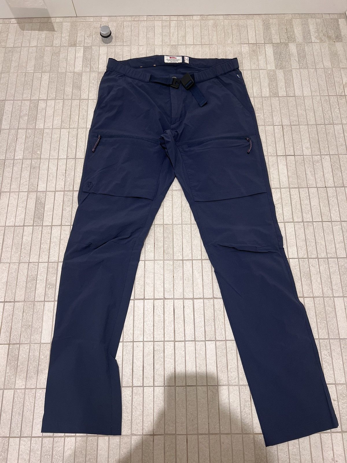 Fjallraven Fjallraven Lightweight Hiking Pants Size US 31 - 1 Thumbnail