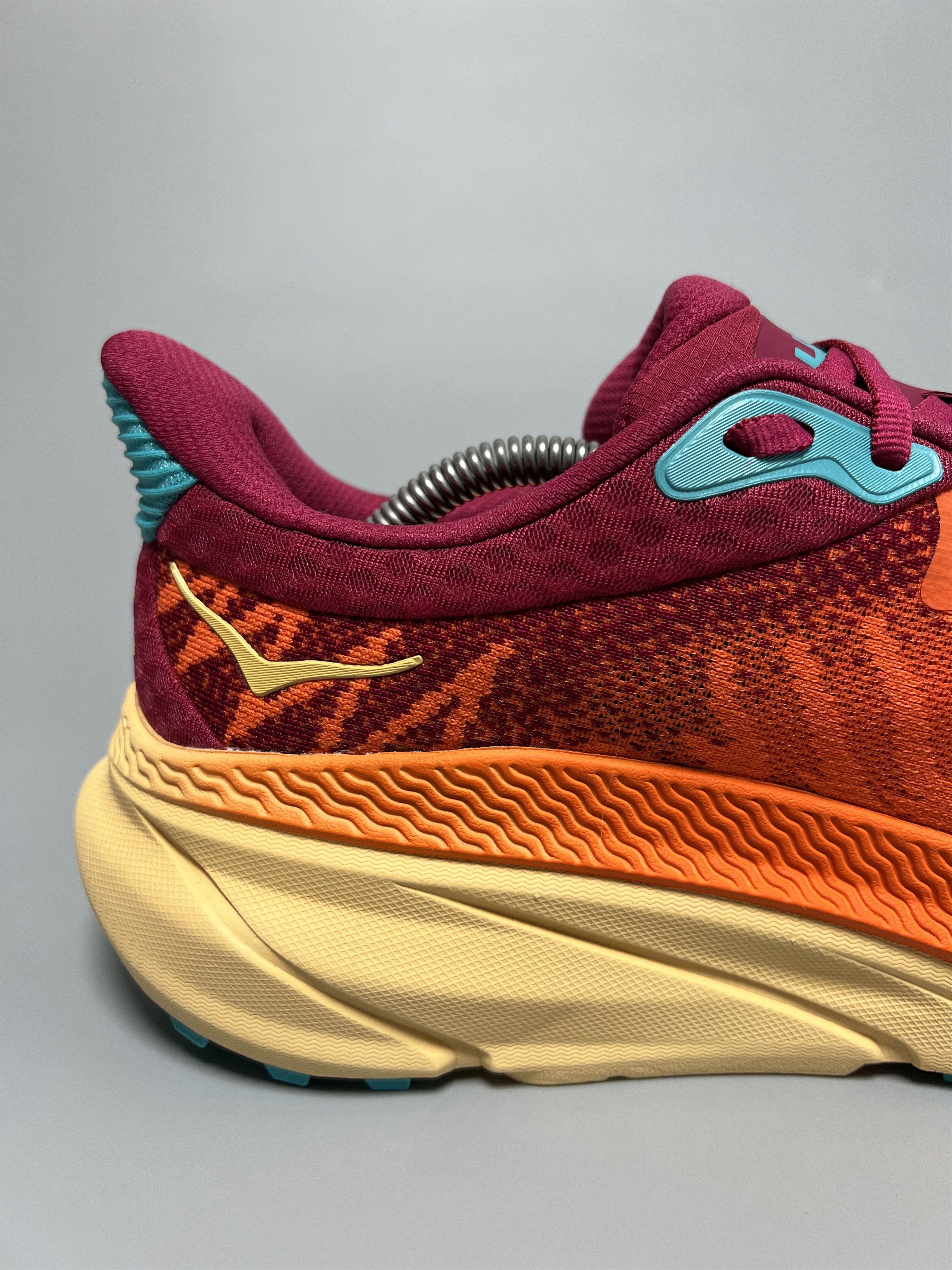 Hoka 9D Hoka One One Challenger ATR7 Men's Trail Running Shoes Size US 9 / EU 42 - 6 Thumbnail