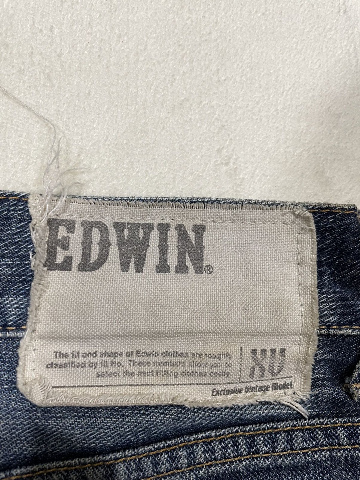 Edwin Vintage Edwin Straight Cut Distressed Faded Denim Jeans Size US 39 - 18 Thumbnail