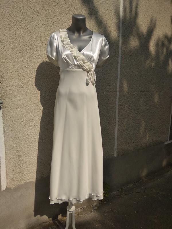 Image of Italian Designers Ivory Formal Midi Dress Size S, Women's