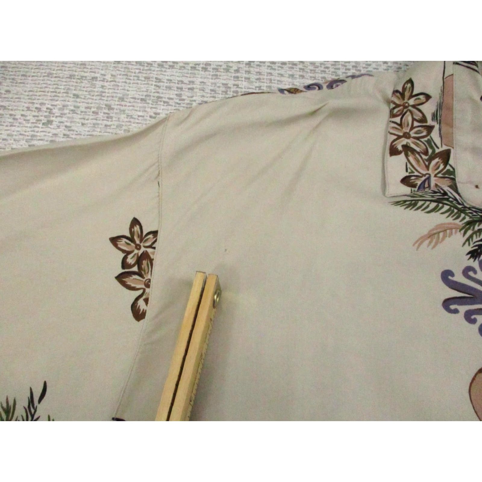 Vintage Pineapple Moon Shirt Mens 2XL Beige Hawaiian Aloha Rayon Palm Tree Print Casual Vintage Beach Boat Shirt Mens 2XL Size US XXL / EU 58 / 5 - 4 Thumbnail