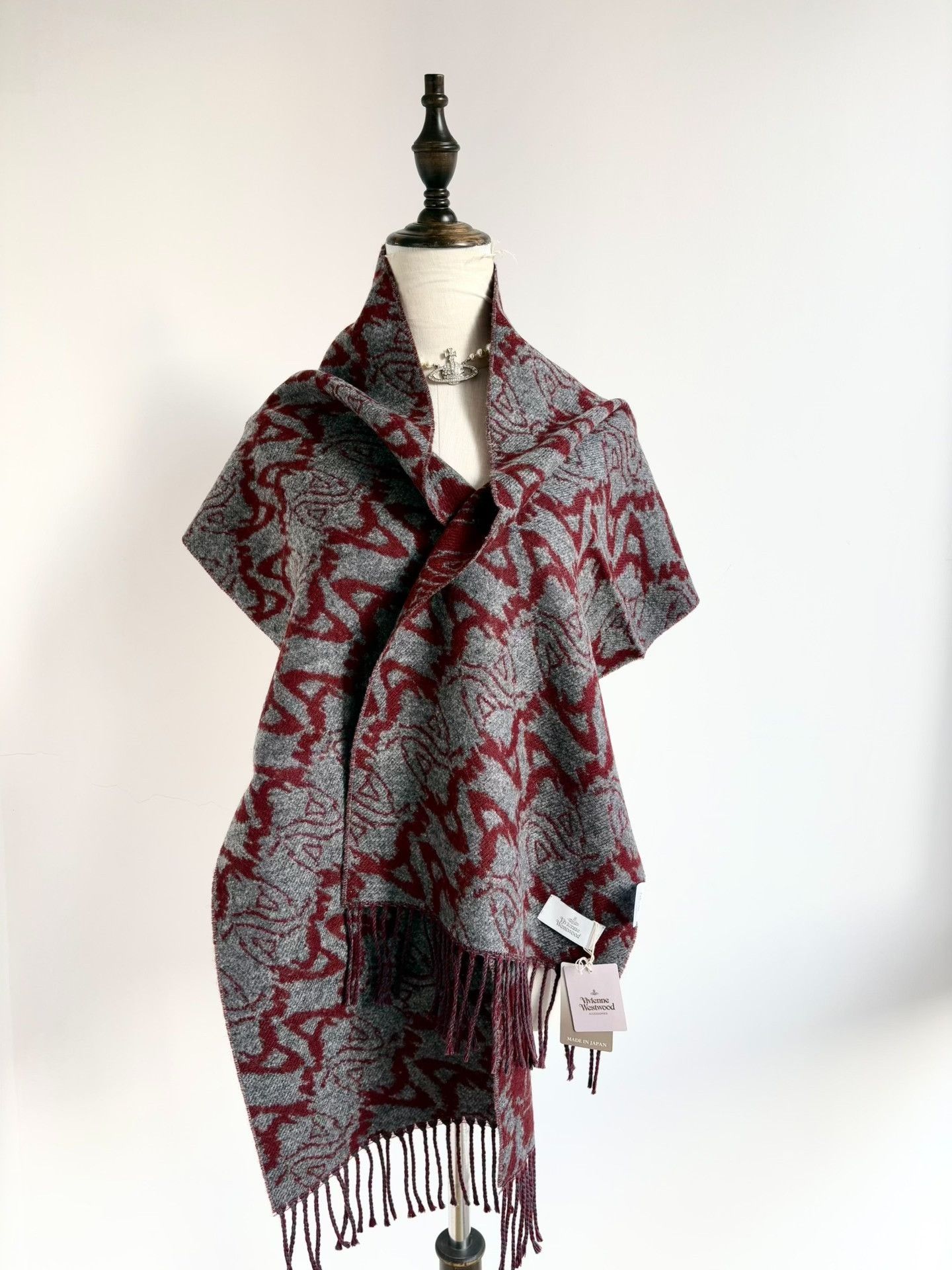 Vivienne Westwood Vivienne Westwood Saturn Print Scarf Size ONE SIZE - 1 Thumbnail