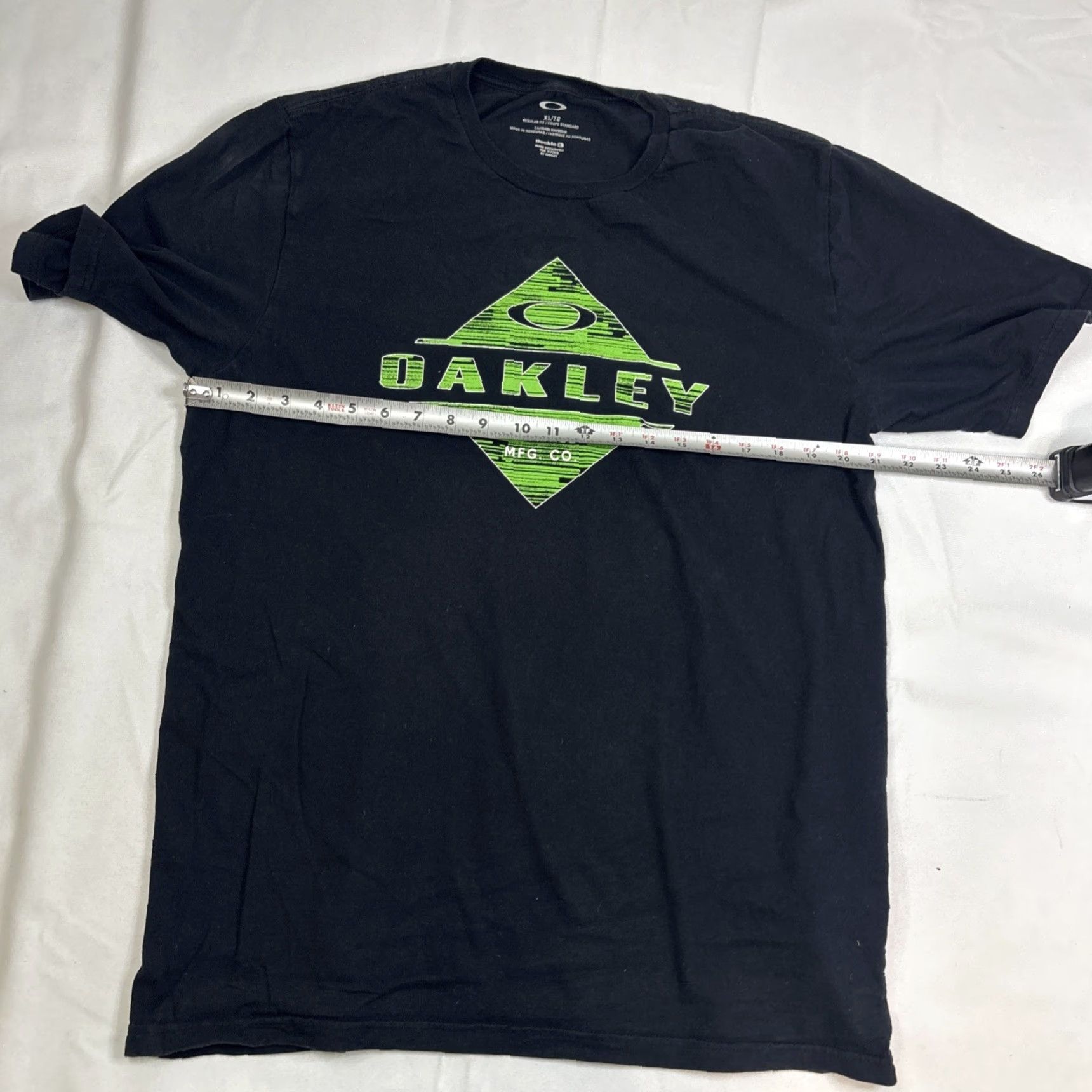 Oakley VINTAGE? With Green Oakley T Shirt Men's XL Black Graphic Logo Short Sleeve Size US XL / EU 56 / 4 - 4 Thumbnail