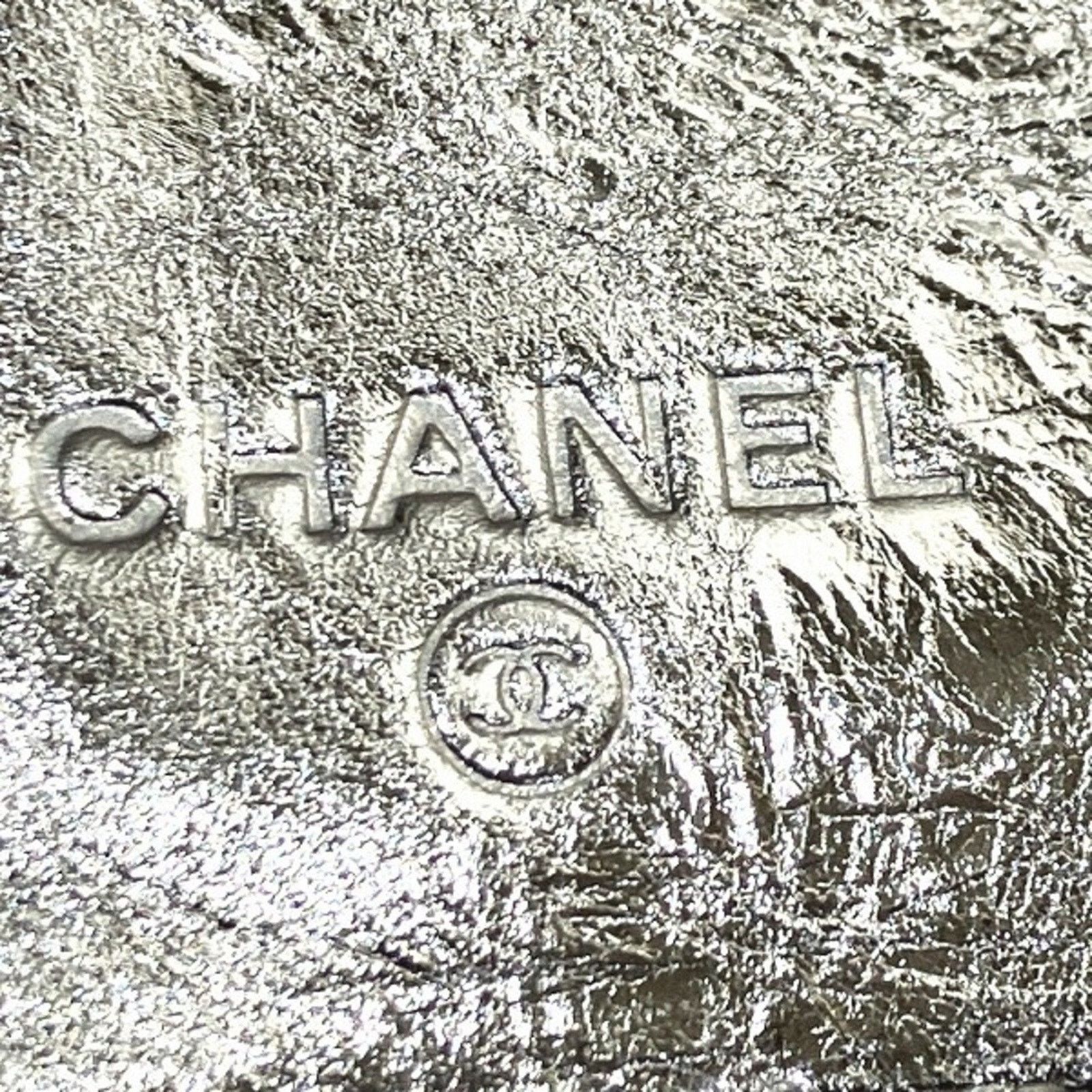 Chanel Silver Leather 2,55