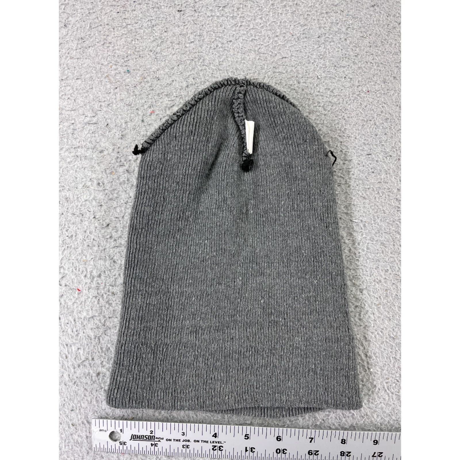 Vintage Lhs International Beanie Toque Unisex Adults One Size Gray Knit 100% Acrylic Ski Winter Hat/Casual/Travel/Workwear Popular Beanie Style Size ONE SIZE - 4 Thumbnail