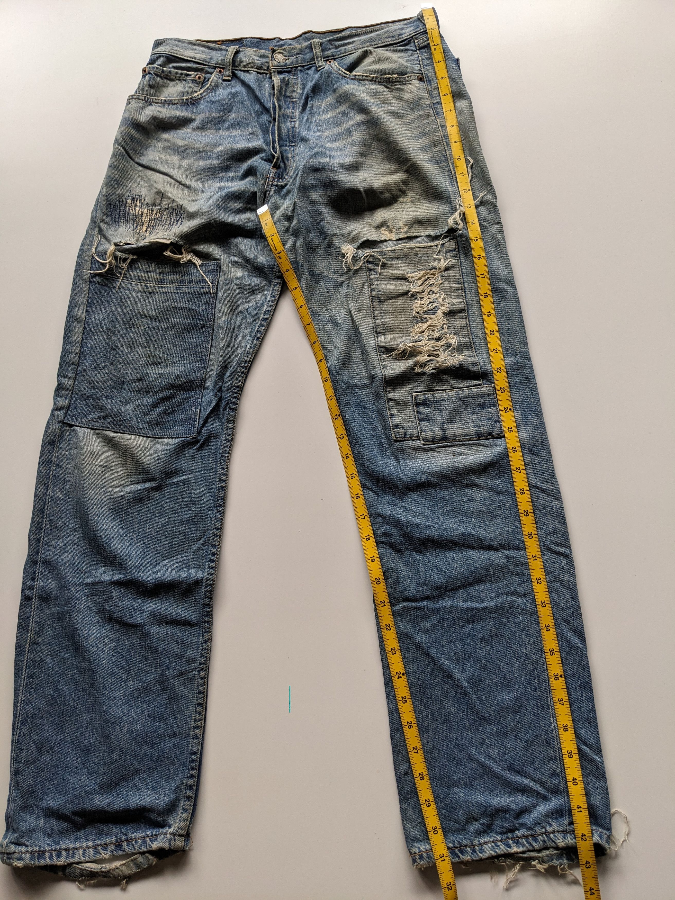 Levi's × Vintage Vintage Levi's 501 distressed patchwork jeans Size US 32 / EU 48 - 9 Thumbnail