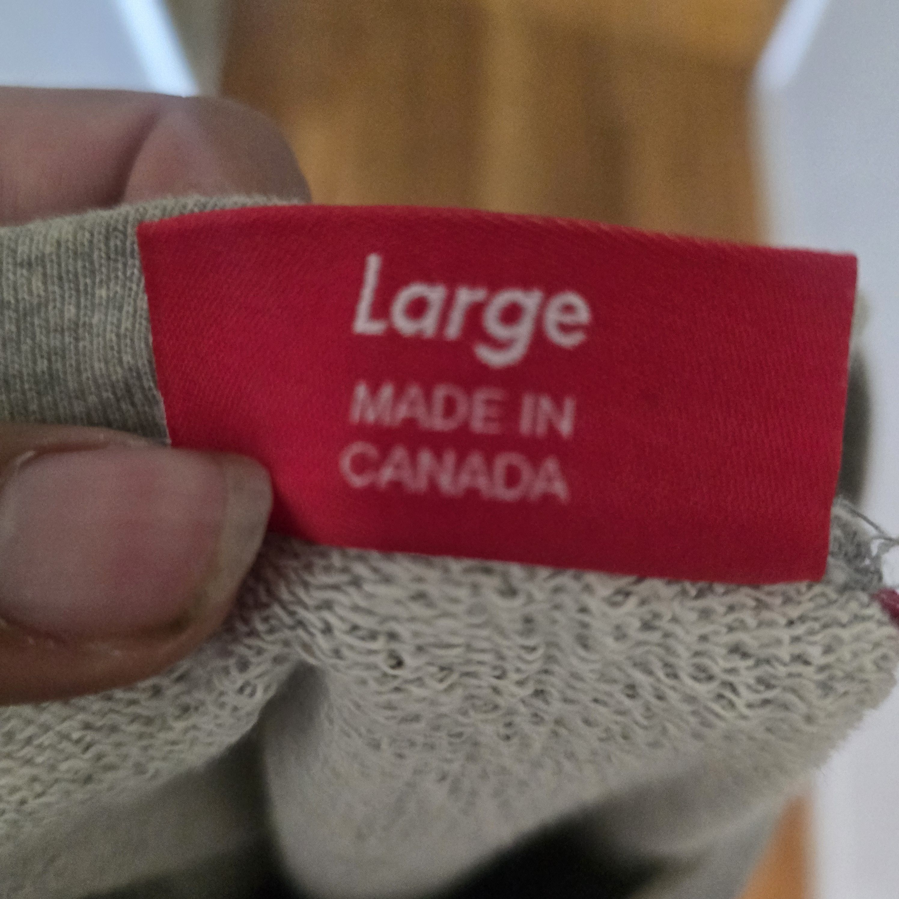 Supreme Supreme World Famous International Crewneck Rare Size US L / EU 52-54 / 3 - 11 Thumbnail