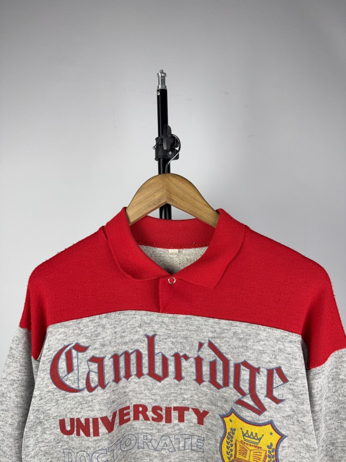 Vintage Vintage 98-99 Cambridge University Academinc year Sweatshirt Size US S / EU 44-46 / 1 - 2 Thumbnail