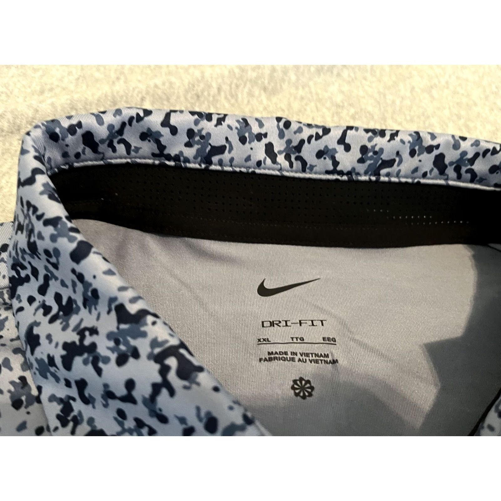 Nike Nike Dri-Fit Golf Polo Shirt Camouflage Blue 2XL XXL Mens NWT Polo Shirt Size US XXL / EU 58 / 5 - 2 Thumbnail