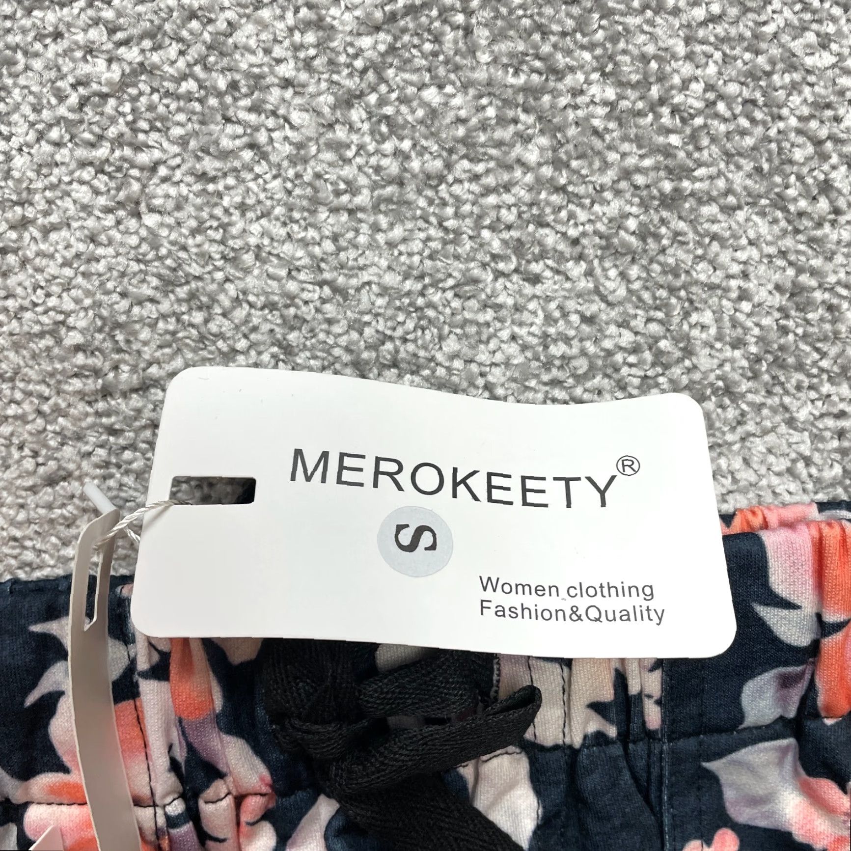 Vintage Merokeety Paperbag Shorts Womens Small Blue Floral Stretch Rayon Soft New NWT Size 28" / US 6 / IT 42 - 7 Thumbnail