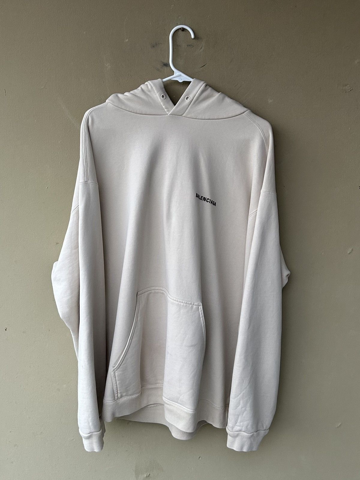 Balenciaga BALENCIAGA EMBROIDERED LOGO HOODIE Size US XL / EU 56 / 4 - 3 Thumbnail