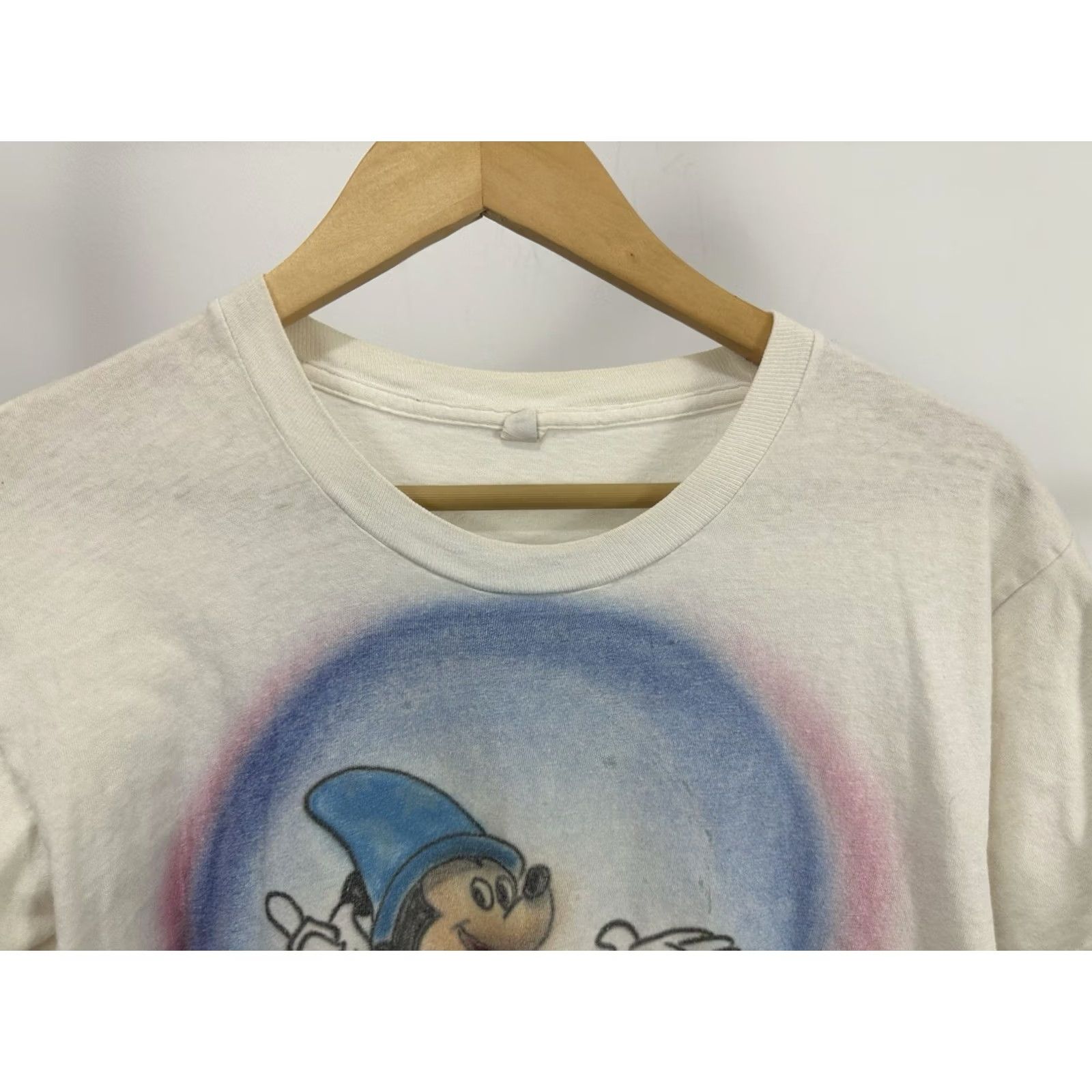 Fruit Of The Loom VTG 80s Mickey Mouse Fantasia Disney Airbrush Paper Thin FOTL Art T-Shirt L Mens White Disney Shirt Size US L / EU 52-54 / 3 - 6 Thumbnail