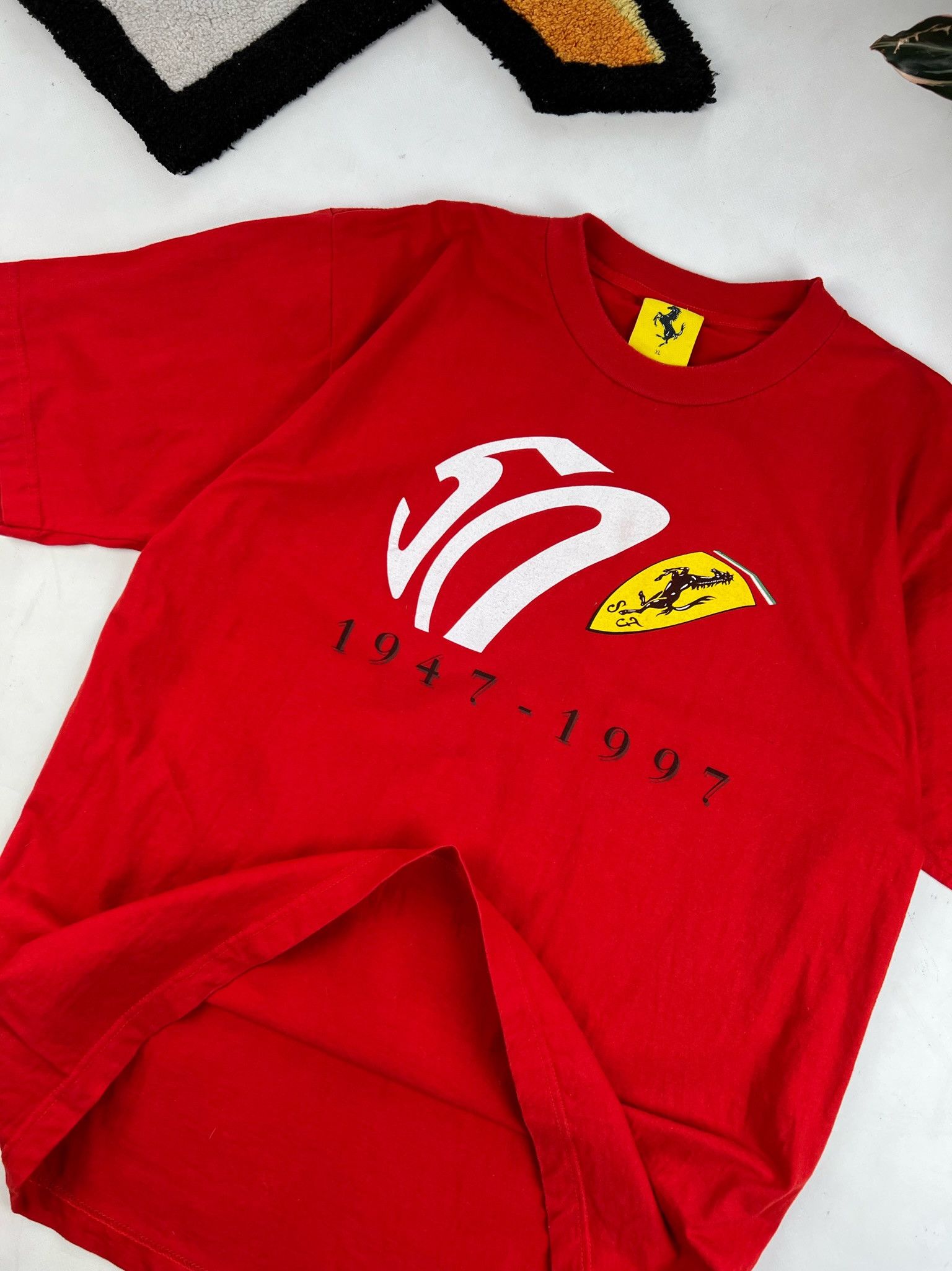 Ferrari Vintage Ferrari Racing F1 T-Shirt 1996 Big Logo Red Men Sz L Size US XL / EU 56 / 4 - 4 Thumbnail