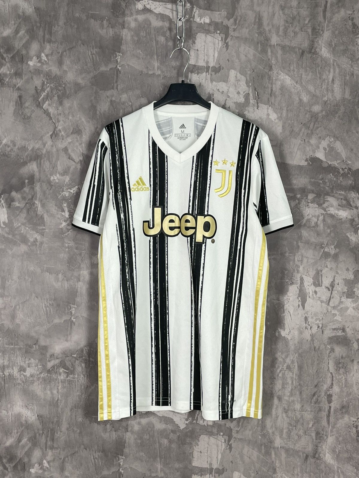 Adidas Juventus 2017 Adidas Home Soccer Football Jersey Size US M / EU 48-50 / 2 - 1 Thumbnail