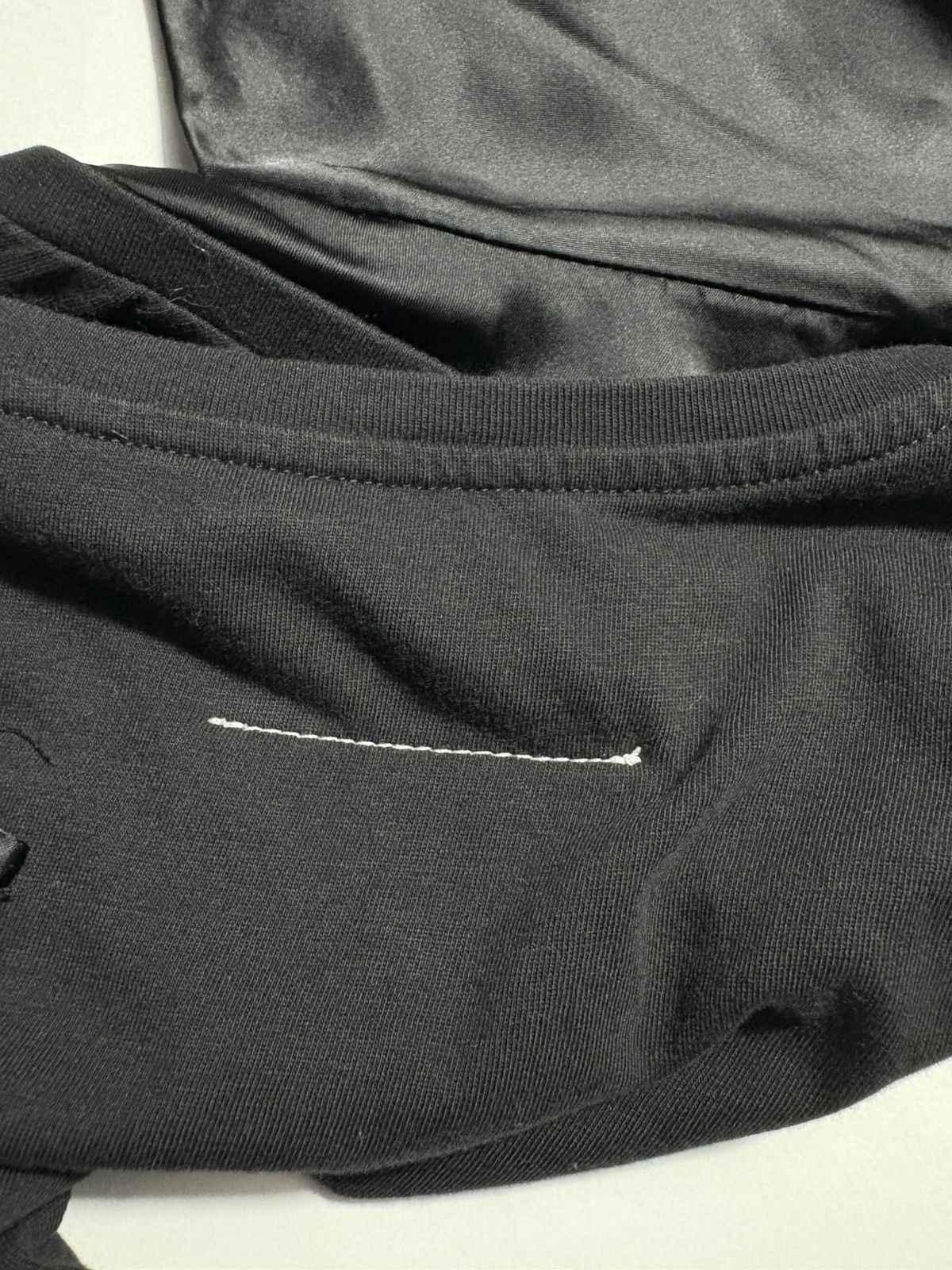 Maison Margiela MAISON MARGIELA BLACK SATIN SPLICED TSHIRT Size S / US 4 / IT 40 - 5 Thumbnail