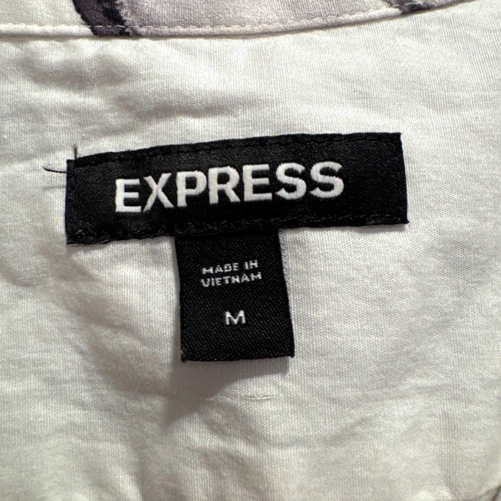 Express Express Shirt Mens M White Short Sleeve Button-Up (Collared) Floral Cotton Linen Adult Size US M / EU 48-50 / 2 - 4 Thumbnail