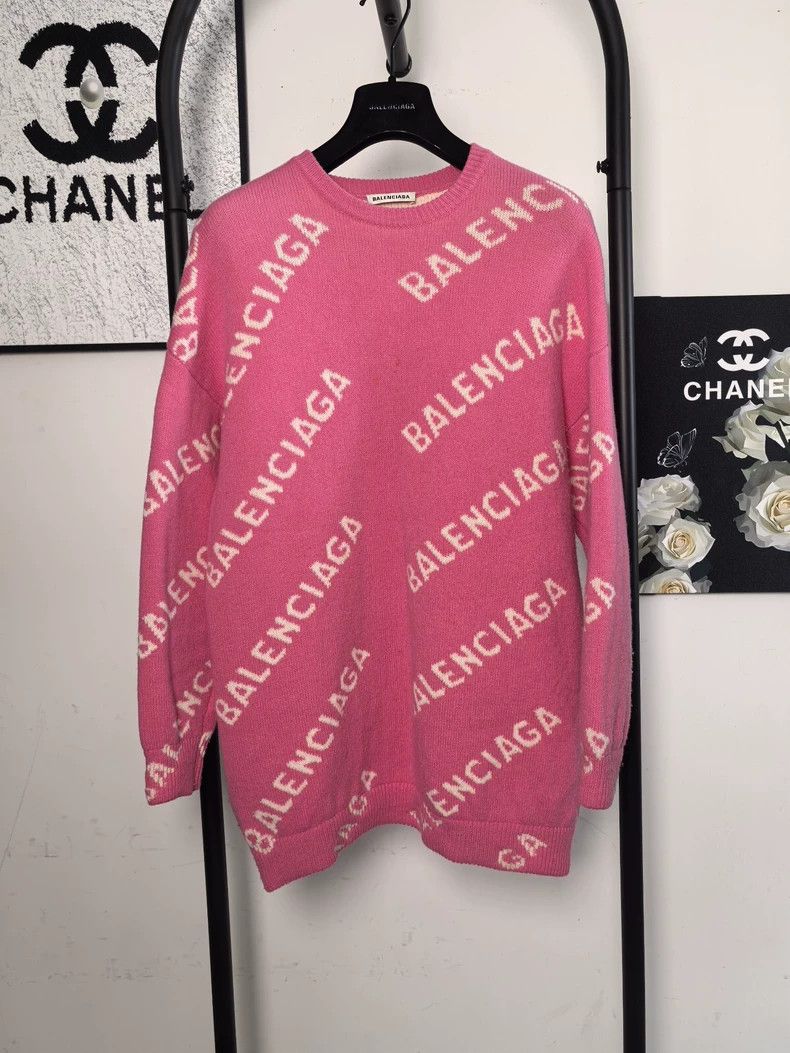 Balenciaga Balenciaga Full Print Sweater Size US XS / EU 42 / 0 - 1 Thumbnail