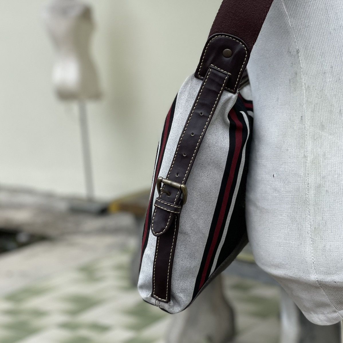 Japanese Brand 🔥 RARE UNISEX FIELD DREM BY SUNBRELLA FABRIC SHOULDER BAG Size ONE SIZE - 3 Thumbnail