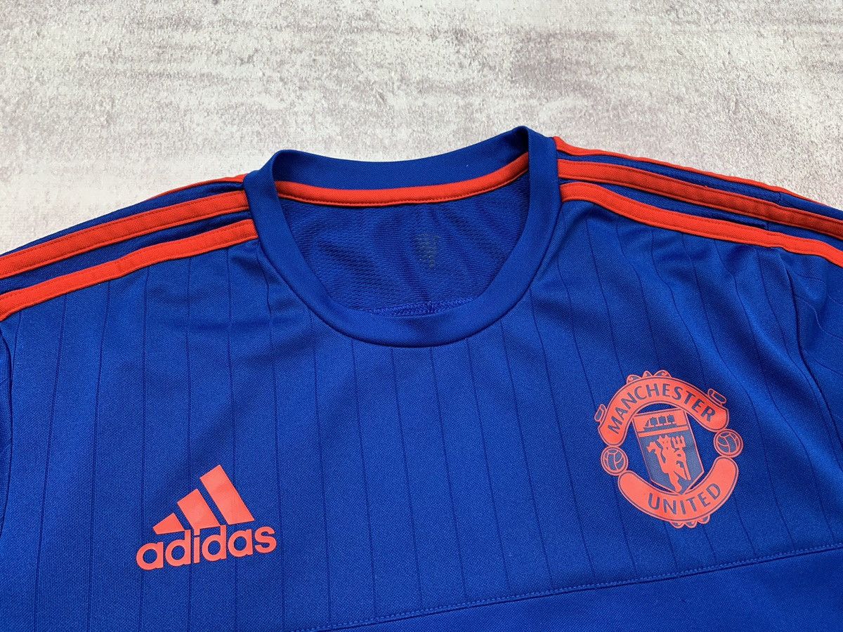 Other Manchester United Training Jersey Football T-Shirt Adidas Size US M / EU 48-50 / 2 - 7 Thumbnail
