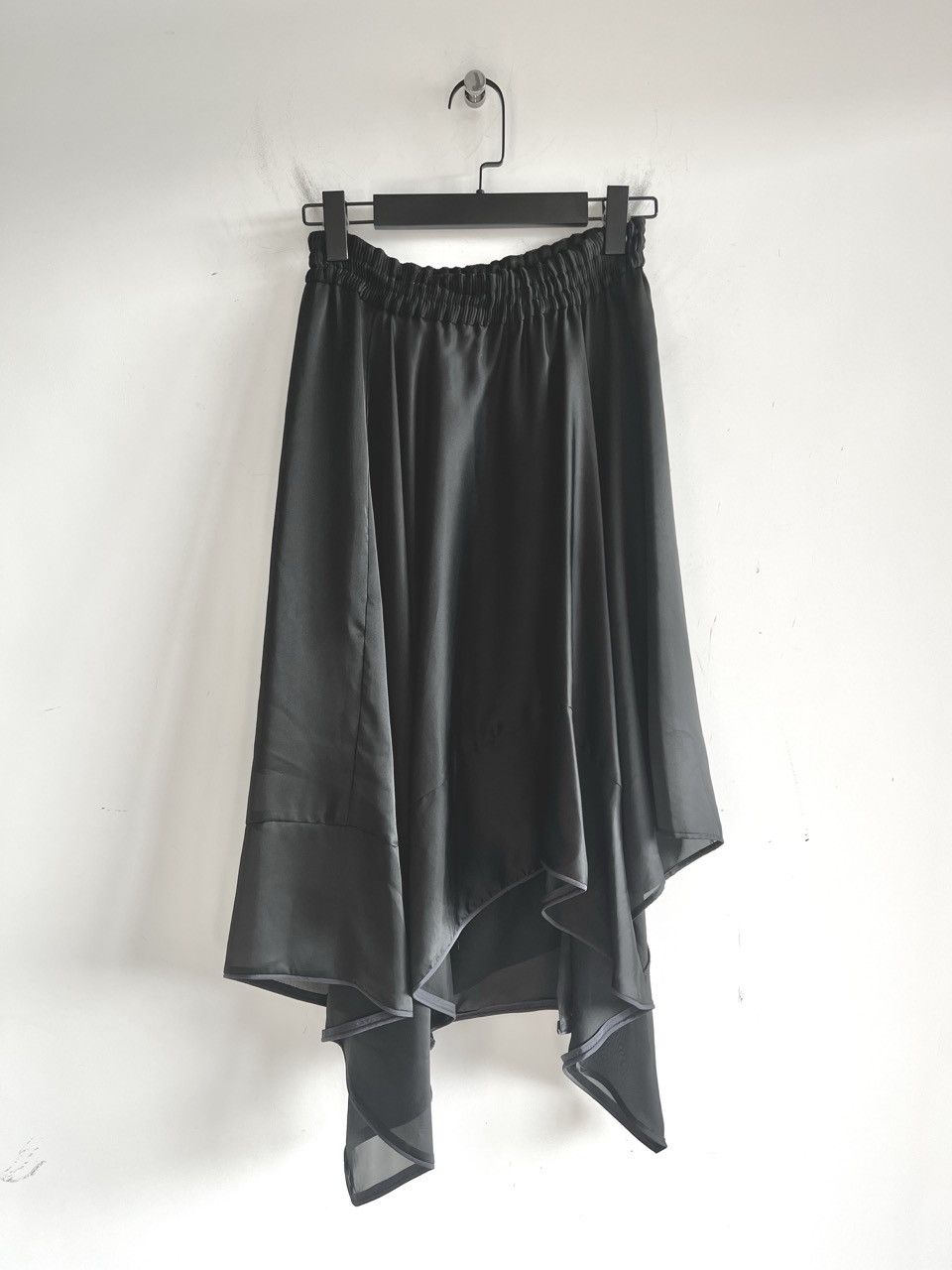 Sacai Sacai - Layered Asymmetry Midi Skirts Size 26" / US 2 / IT 38 - 1 Thumbnail