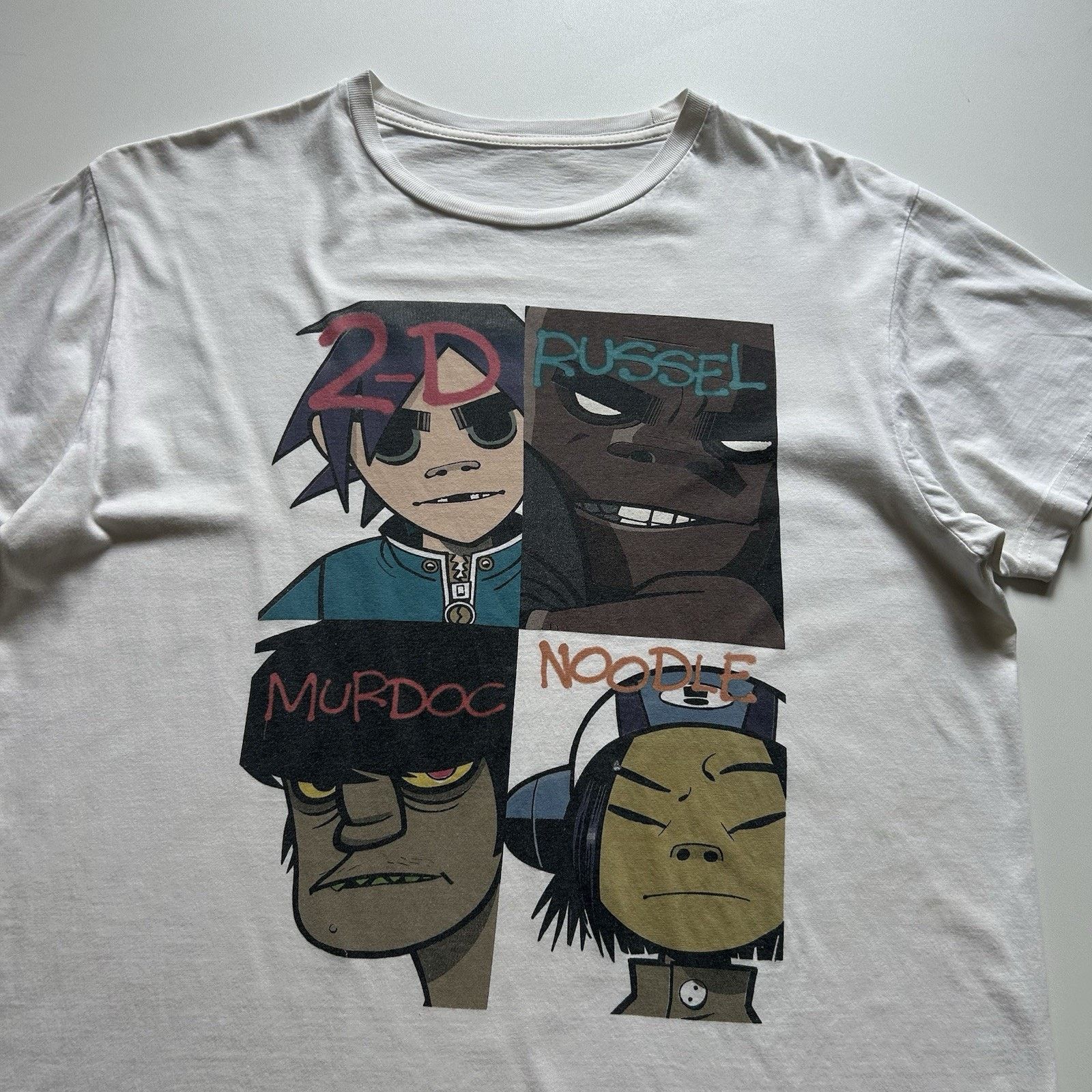 Band Tees Vintage Gorillaz T Shirt Band Tee Art Y2K Large White Rare Size US L / EU 52-54 / 3 - 2 Thumbnail