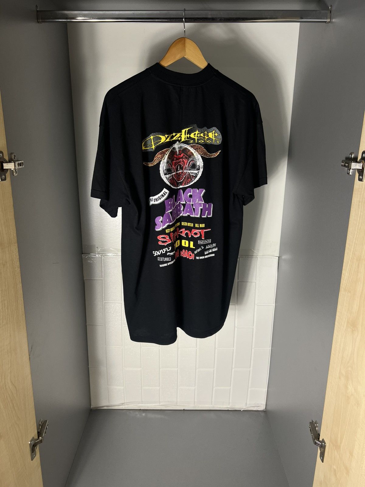 Band Tees VINTAGE OZZFEST WORLD TOUR ROCK T-SHIRT RETRO METAL Y2K 90s Size US XL / EU 56 / 4 - 8 Thumbnail