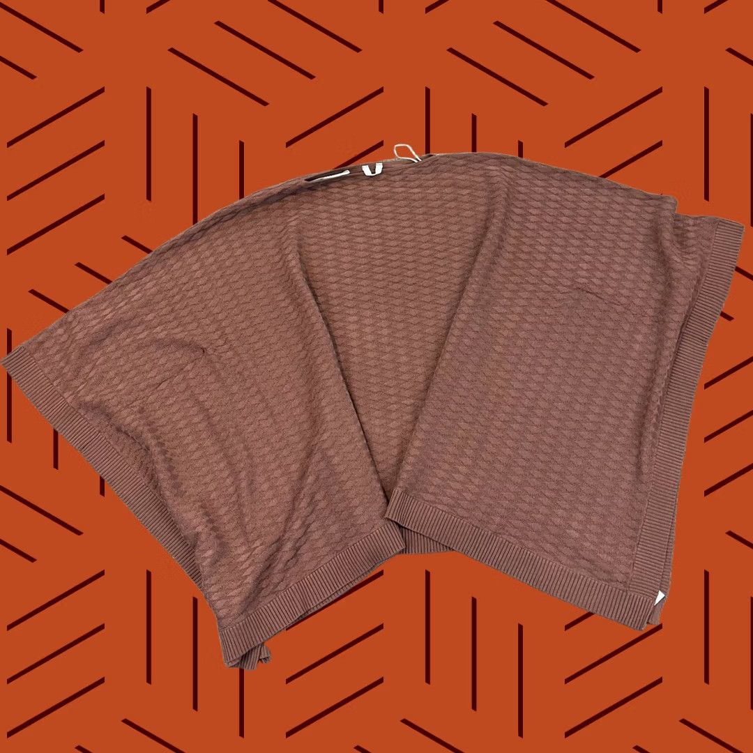 Lululemon LULULEMON Divinity Poncho Dusty Pink ONE SIZE Soft Cashmere Blend OS Sweater Women Knitting Ribbed Knit Casual Travel Size ONE SIZE - 1 Thumbnail