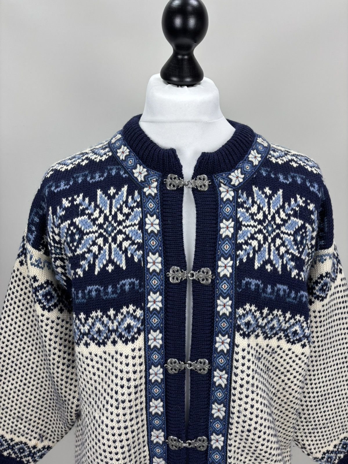 Dale Of Norway Mens cardigan Dale Of Norway Size L Color Multicolor Size US L / EU 52-54 / 3 - 3 Thumbnail