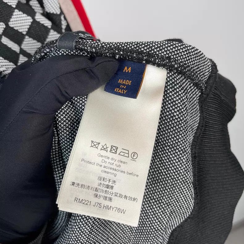 Louis Vuitton Louis Vuitton Grey-green checkerboard paneled jacket Size US M / EU 48-50 / 2 - 7 Thumbnail