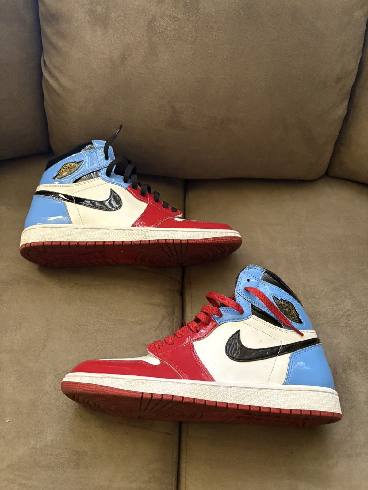 Jordan Brand × Nike Jordan 1 Retro High OG Fearless Size US 11.5 / EU 44-45 - 1 Thumbnail
