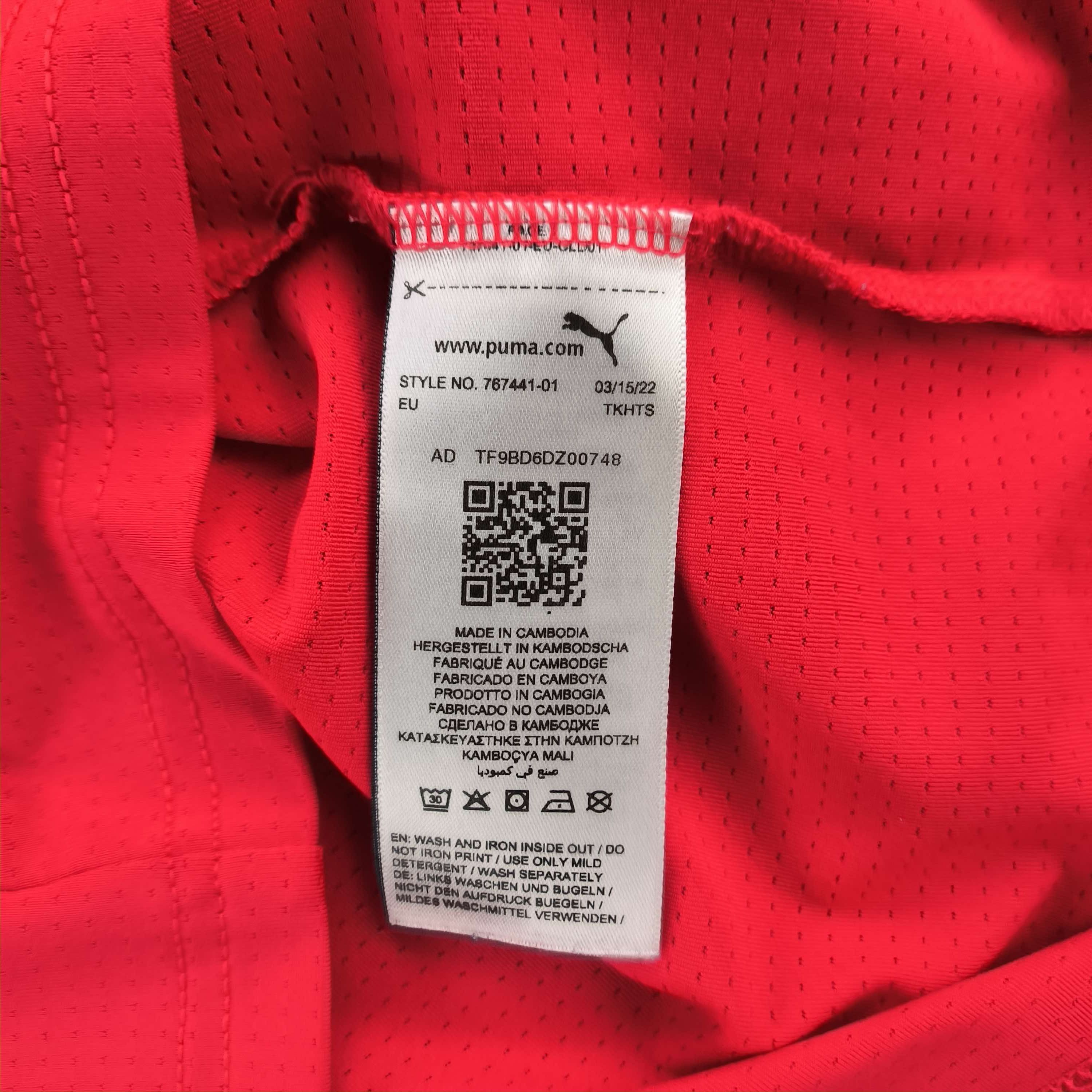 Puma PSV Eindhoven 2022-23 Pre-Match training football jersey S Size US S / EU 44-46 / 1 - 6 Thumbnail