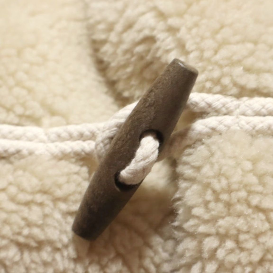 Loft VINTAGE Loft Sherpa Fleece Toggle Coat Jacket Sand Women's S Size S / US 4 / IT 40 - 7 Thumbnail